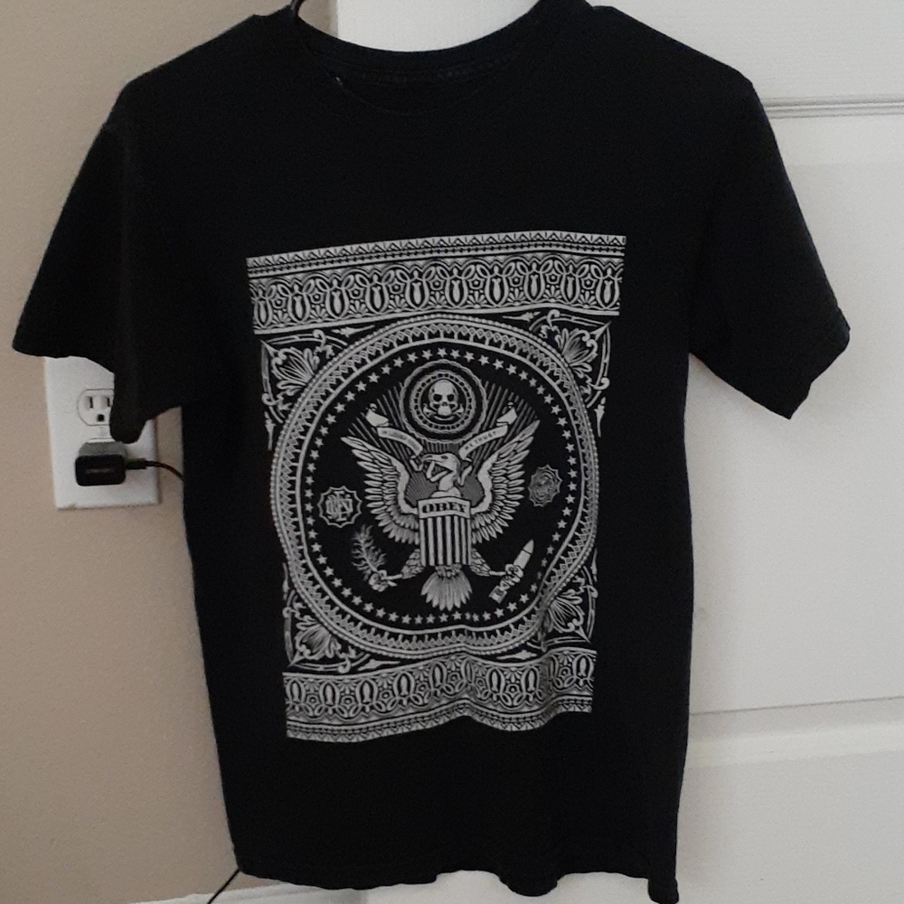 Obey shirt